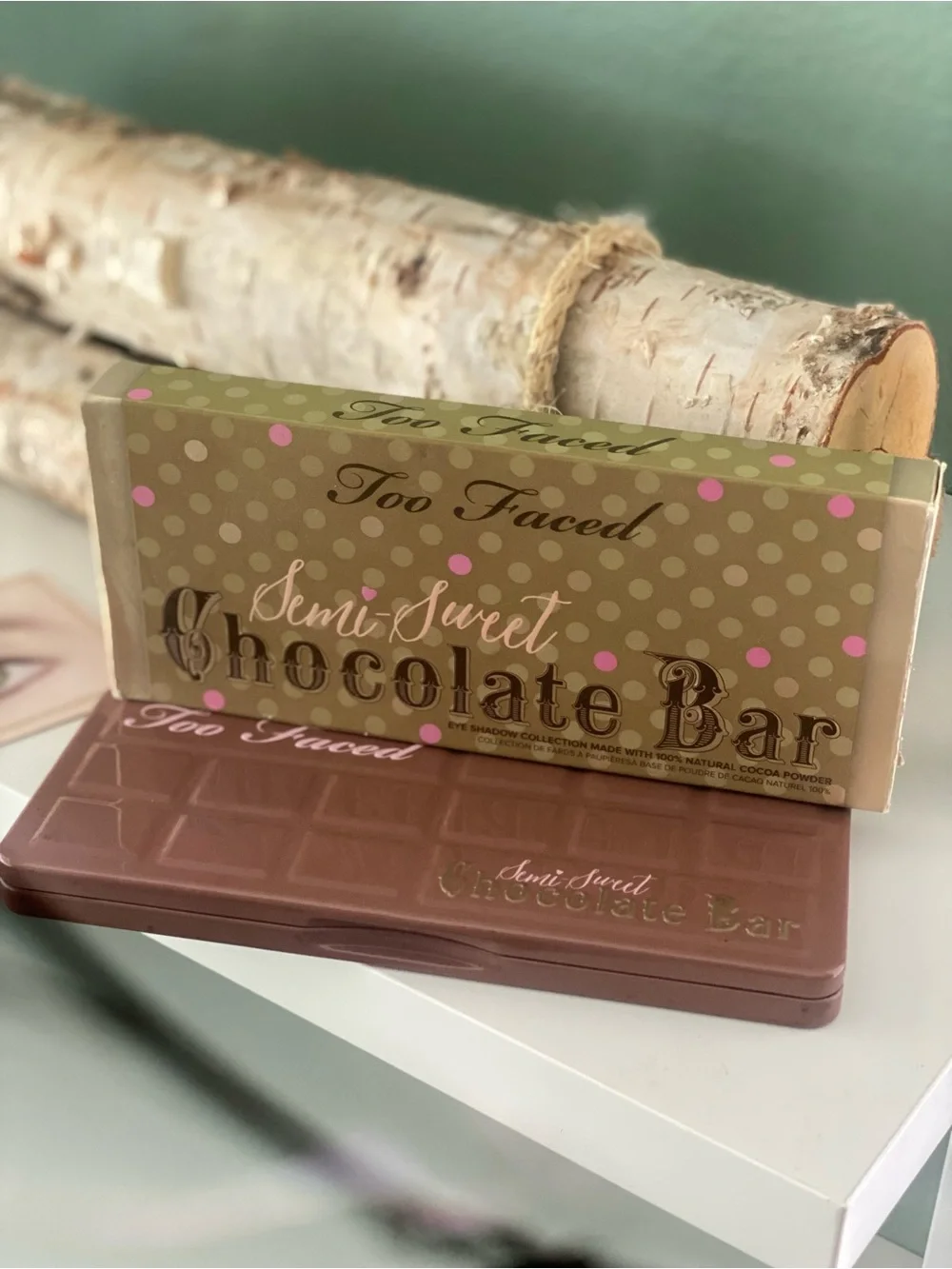 Too Faced versatile eyeshadow